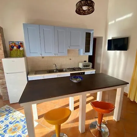 Casa Eleonora Loris *